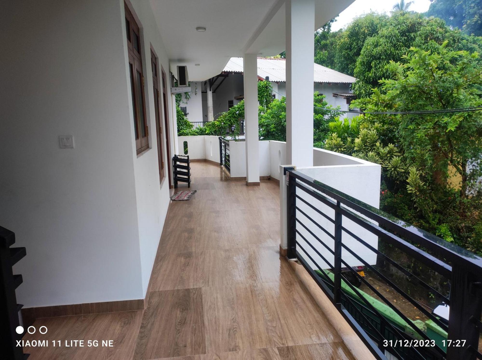 Villa Tanzanite Хиккадува Экстерьер фото