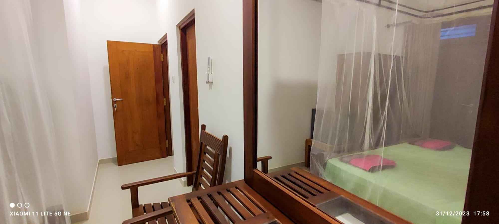 Villa Tanzanite Хиккадува Экстерьер фото